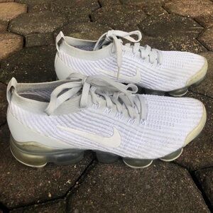(Women’s 7.5) Nike Air Vapormax Flyknit 3 Pure Platinum Grey
